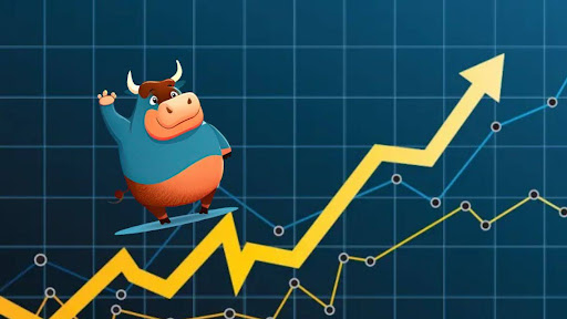 Delayed Bull Run in Sight? Solana, Dogecoin, and XYZVerse Target Early 2025 Gains